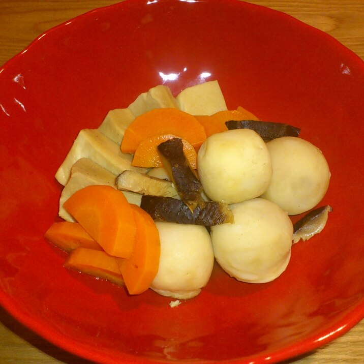 優しい副菜☆里芋と高野豆腐の煮物